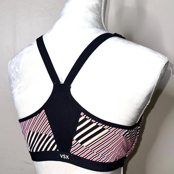 Victoria Secret Sports Bra Size 38C - 6347 - Picture 3 of 5